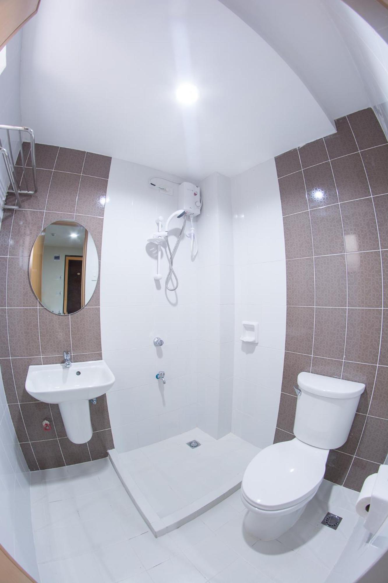 Emerald Suites Cdo Cagayan de Oro Quarto foto