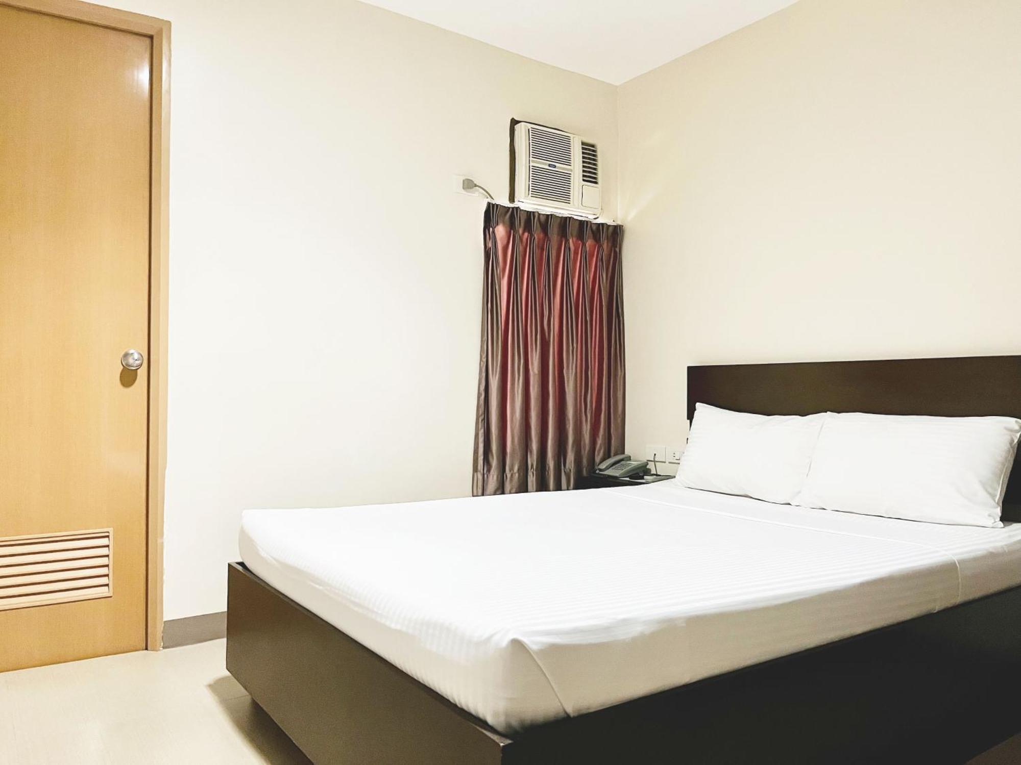 Emerald Suites Cdo Cagayan de Oro Quarto foto