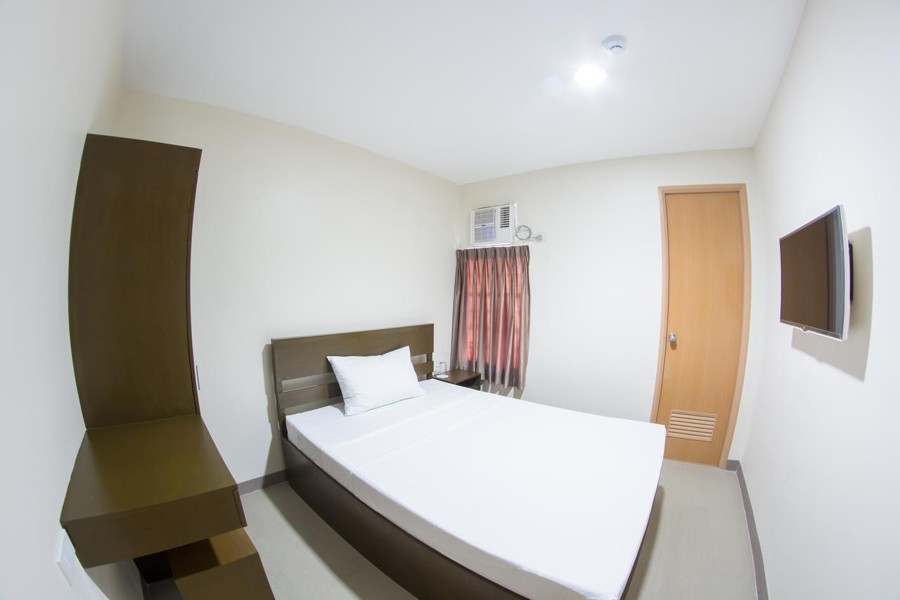 Emerald Suites Cdo Cagayan de Oro Quarto foto